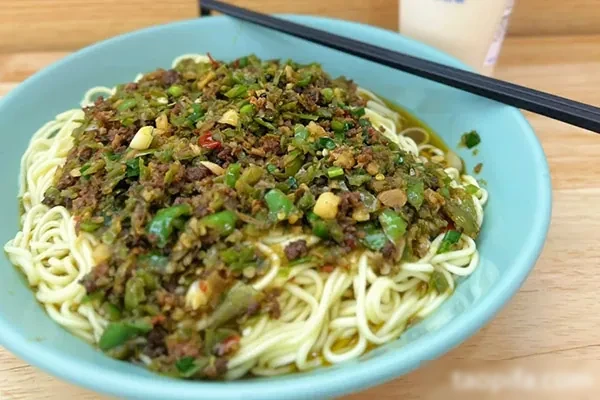 鲜椒牛肉酱拌面视频教程-香源配方网