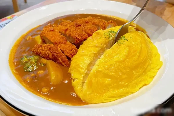 图片[1]-咖喱蛋包饭全套技术配方和视频教程含开店技巧-香源配方网