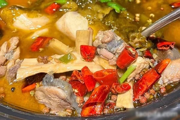 正宗四川酸菜鸡做法饭店商用技术配方和视频教程-香源配方网