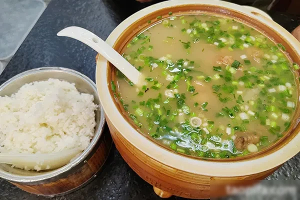 老细鱼汤泡饭技术视频教程-香源配方网