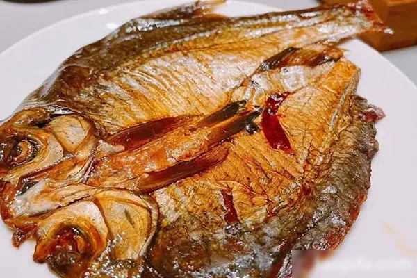 酱板小鲫鱼技术配方和视频教程-香源配方网