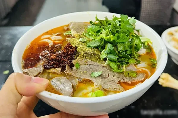 图片[1]-正宗遵义虾子羊肉粉技术配方资料-香源配方网