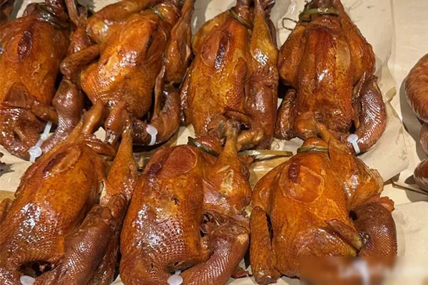 沟帮子熏鸡技术配方资料-香源配方网