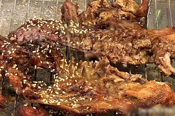 飘香铁板鸡架技术配方和视频教程-香源配方网