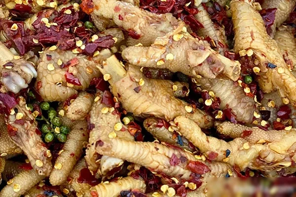 重庆铜梁杨记糊辣鸡爪视频-香源配方网