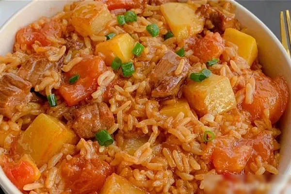 黑椒牛肉焖饭技术配方和视频教程-香源配方网