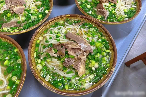 图片[1]-饸饹面实体加盟商业技术配方-香源配方网