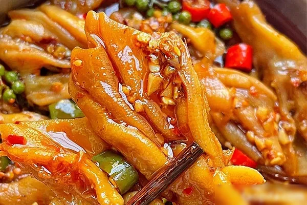 黄椒酸辣鸭掌视频教程-香源配方网