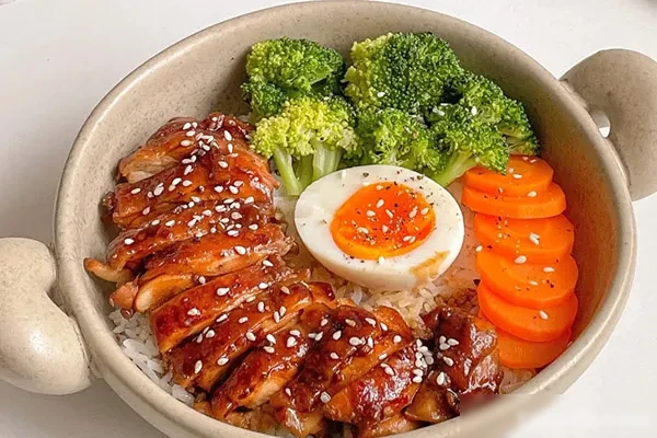 图片[1]-日式照烧鸡腿饭视频教程-香源配方网