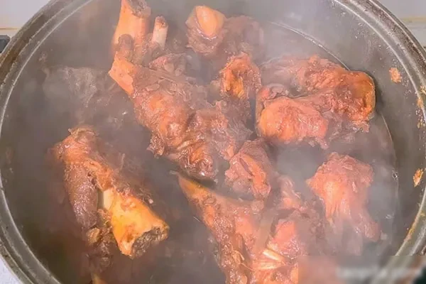 东北酱大骨技术配方资料-香源配方网