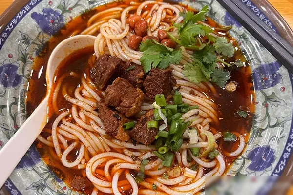 图片[1]-常德津市牛肉粉技术配方和视频教程-香源配方网