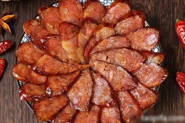 各种腊肠香肠商业版加工技术教程-香源配方网