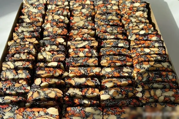 黑芝麻红枣核桃养颜糕技术配方和视频教程-香源配方网