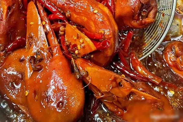 辣卤-费用8500技术配方和视频教程-香源配方网