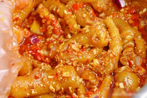 蒜香鸡爪视频教程-香源配方网